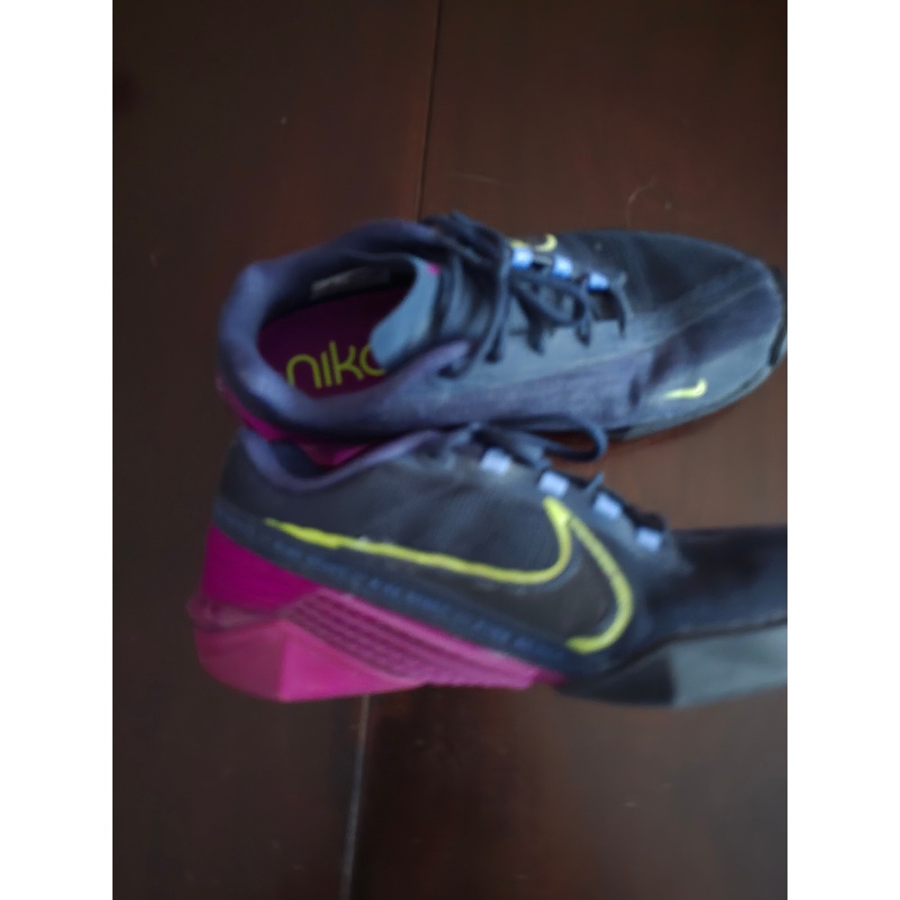Nike React Metcon Turbo Womens sz 7 Blackened Blue Cyber Villain Red CT1249-400